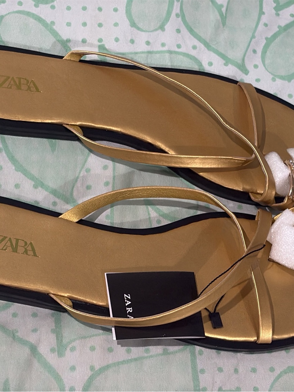 Zara Metallic Gold Strappy Toe-Ring Sandals - Picture 2 of 2